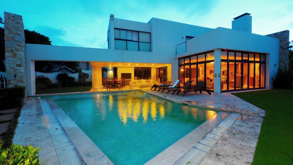 Laluxe Hotel Durban Exterior photo
